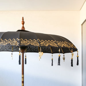 Noir d'Or Luxe Parasol with Gold Detailing - ironyhome