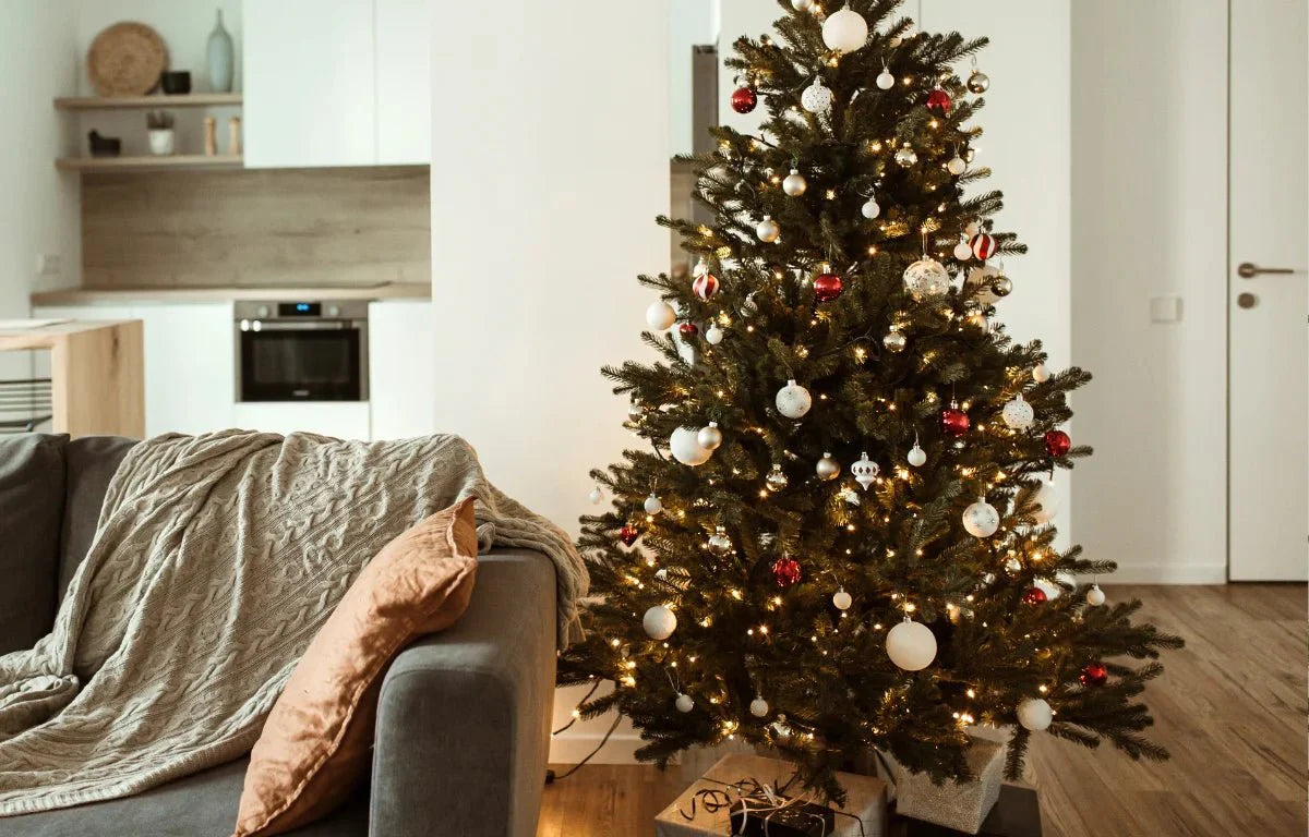 6 Reasons to Choose an Artificial Christmas Tree vs. a Real Tree