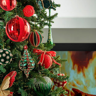 Traditional Holiday with a Twist - ironyhome