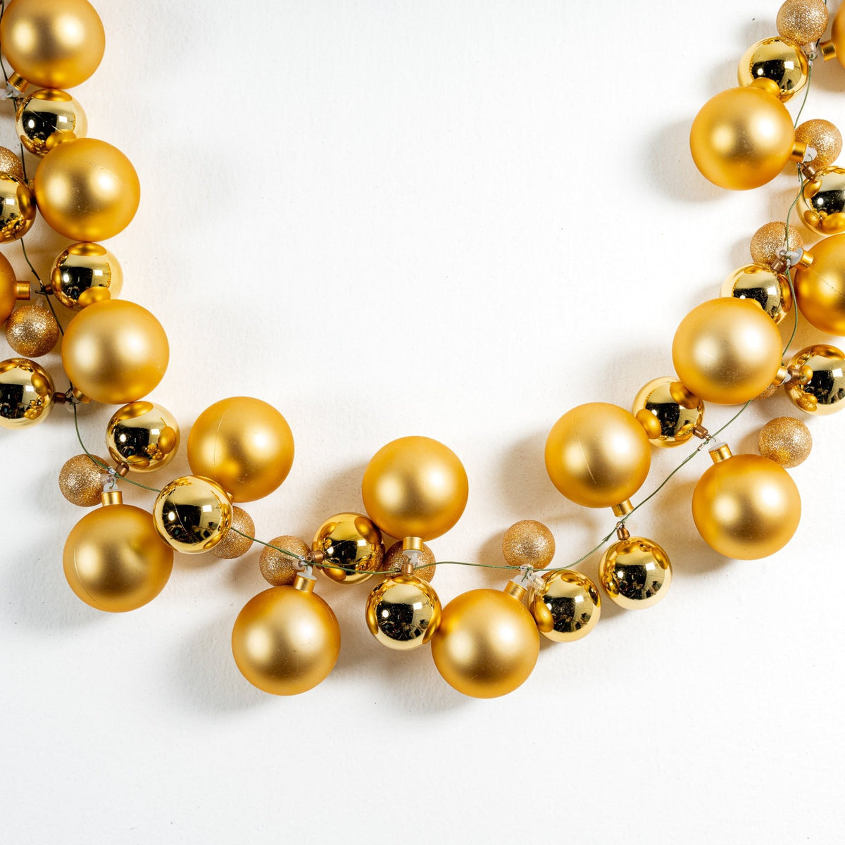 Ball Garlands Gold