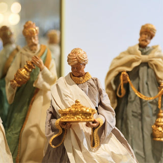 Divine Night Nativity Set with Three Kings - ironyhome