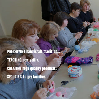 Felt Reindeer Christmas Ornament - Handcrafted by HDIF - ironyhome