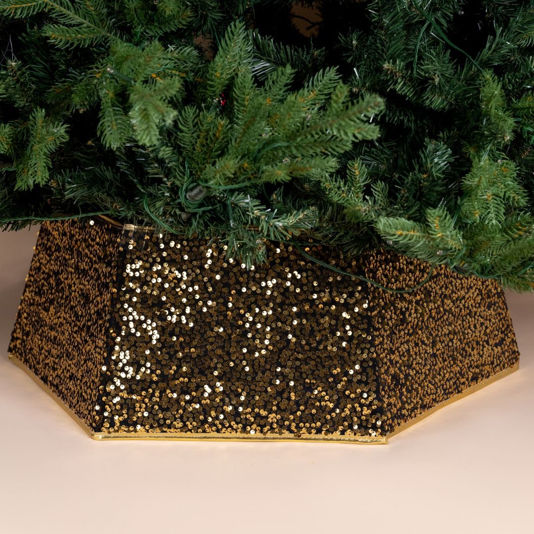 Hexagonal Tree Collar with Gold Sequins