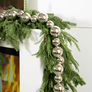 Silver Shiny Ball Garland 6-Foot - Irony Home
