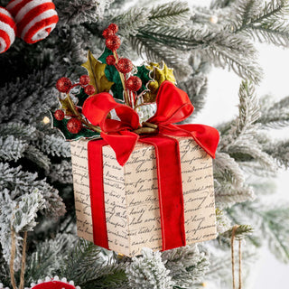 Vintage Gift Box With Holly - ironyhome