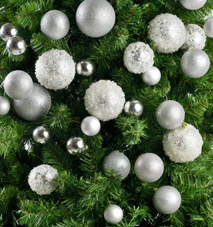 6FT Silver Ball Garland - ironyhome