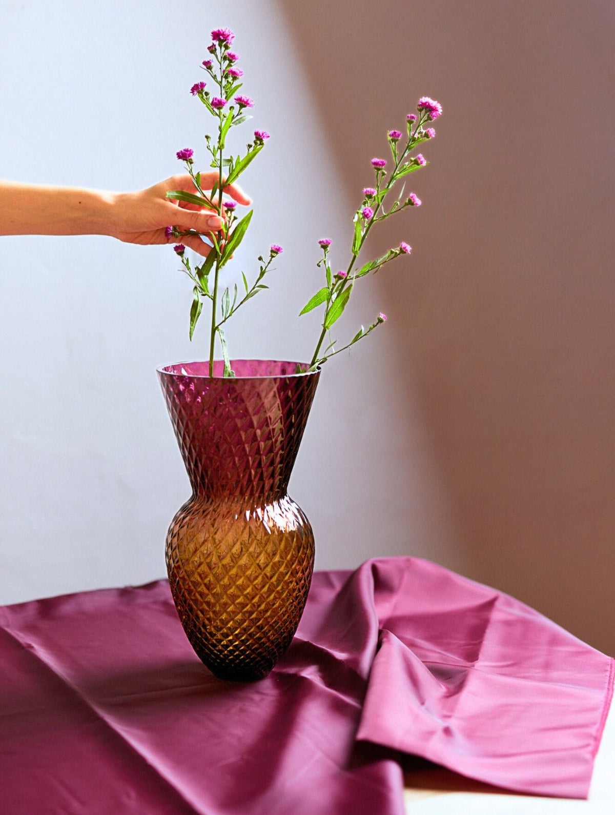 Amethyst-Amber Drama Vase