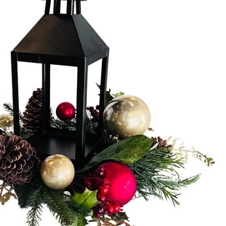 Black Lantern Pinecone and Holly Leaf Table Top - ironyhome