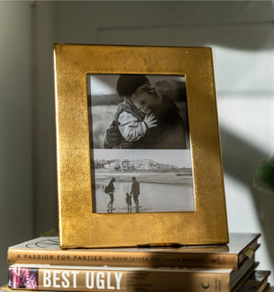 Gold Lacquer 12 x 17 cm Picture Frame - ironyhome