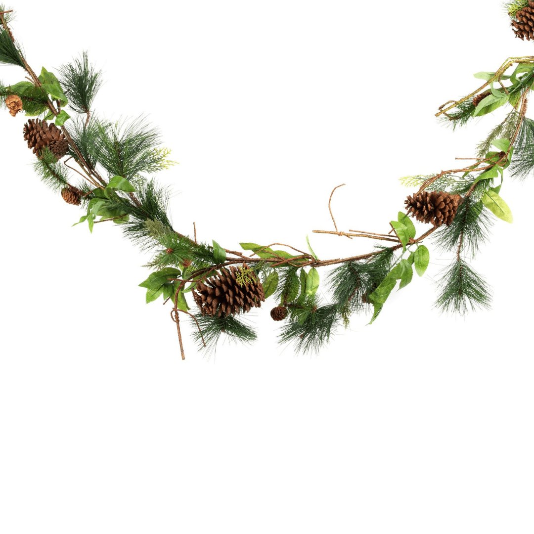 Holiday Garland with Pinecones