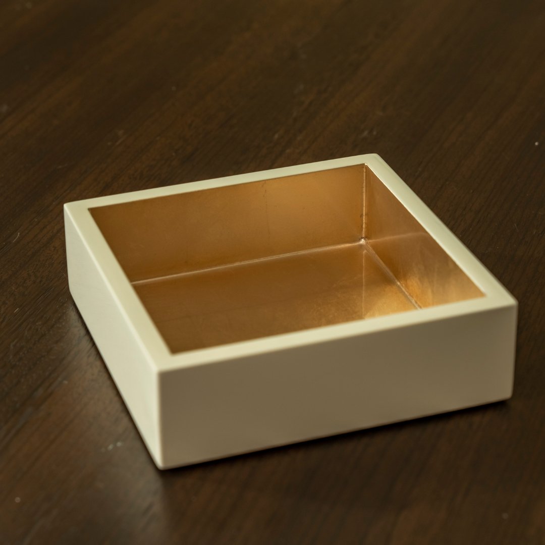 Luncheon Napkin Holder