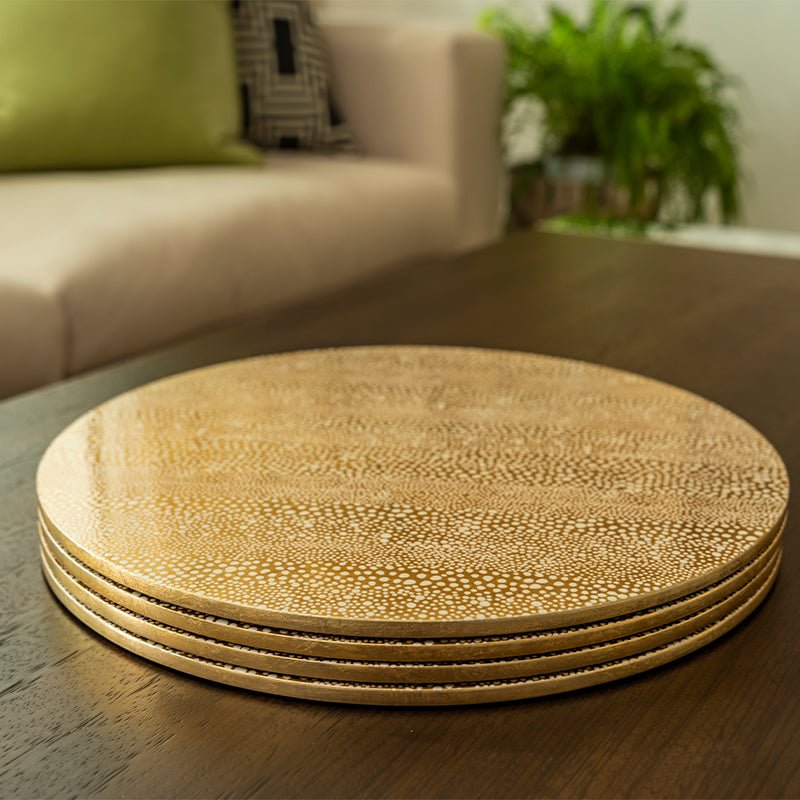 Pebble Round Lacquer Placemats in Gold - Set of 4