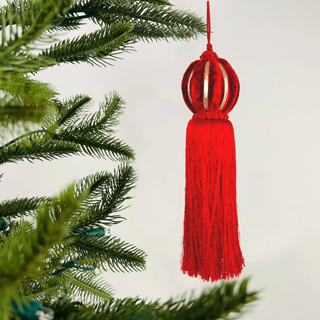 Small Red Tassel Ornament with Gold Lining - Set of 6 - ironyhome