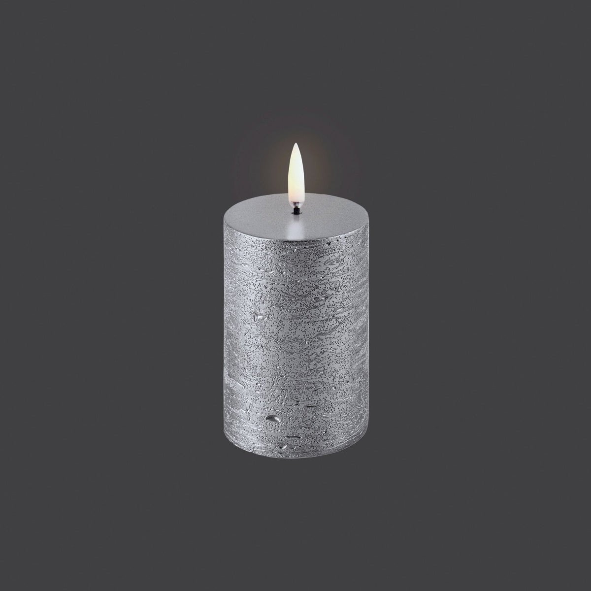 Uyuni Metallic Silver Pillar Candle